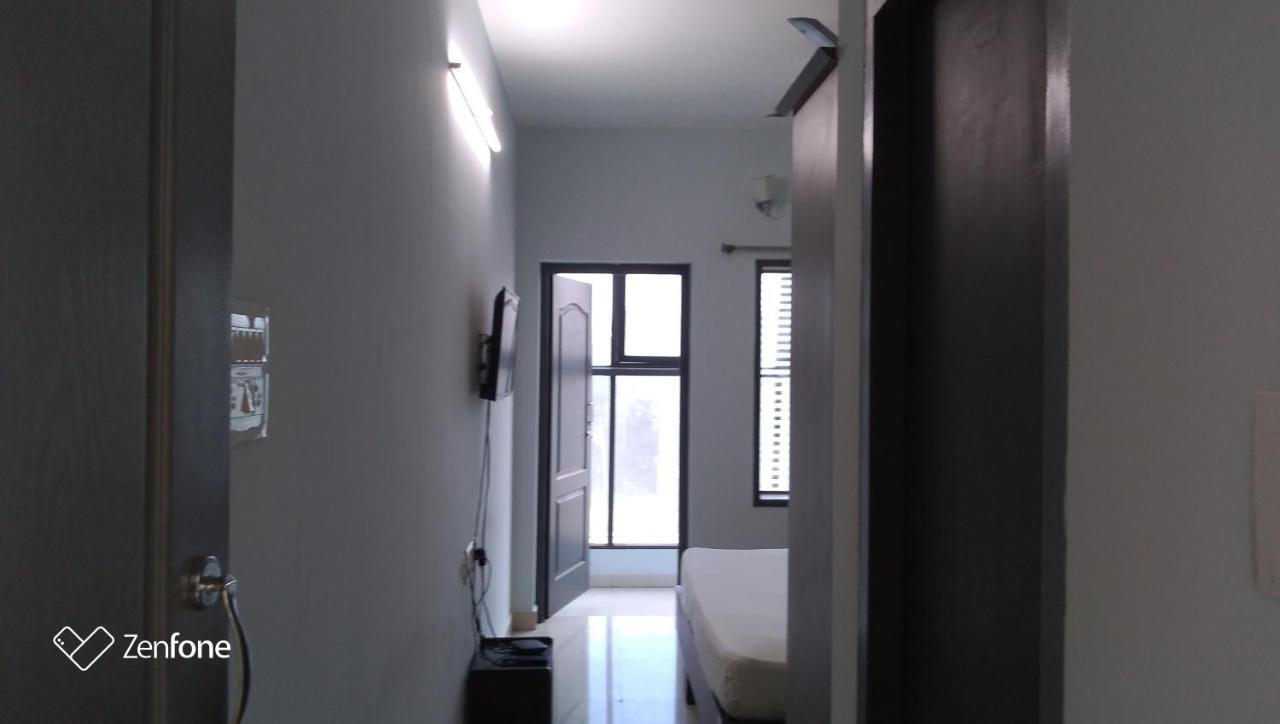 The Alp Hotel Madurai Esterno foto