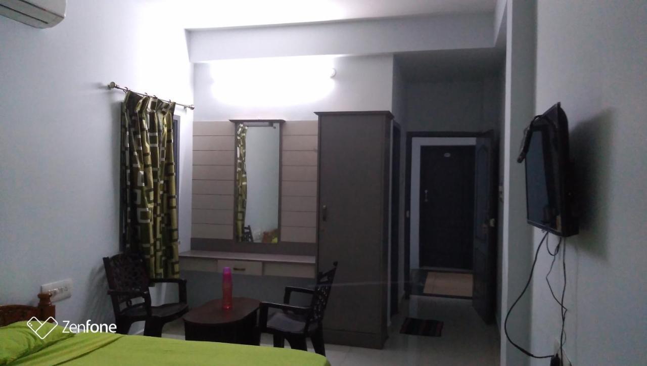 The Alp Hotel Madurai Esterno foto